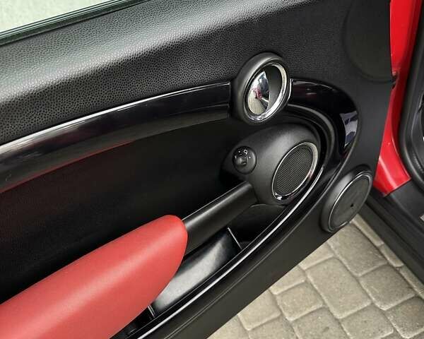 Червоний Міні Cooper, об'ємом двигуна 1.6 л та пробігом 177 тис. км за 7500 $, фото 25 на Automoto.ua