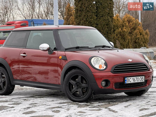 Червоний Міні Cooper, об'ємом двигуна 1.4 л та пробігом 195 тис. км за 5599 $, фото 59 на Automoto.ua