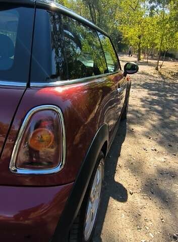Червоний Міні Cooper, об'ємом двигуна 1.6 л та пробігом 56 тис. км за 8300 $, фото 1 на Automoto.ua