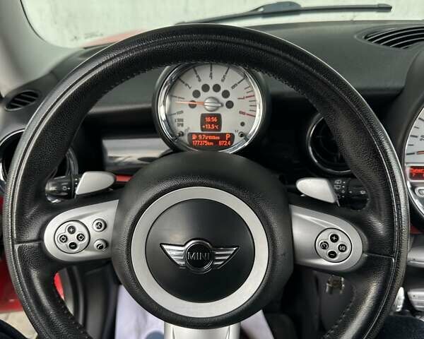 Червоний Міні Cooper, об'ємом двигуна 1.6 л та пробігом 177 тис. км за 7500 $, фото 27 на Automoto.ua