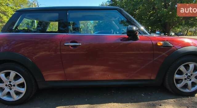Червоний Міні Cooper, об'ємом двигуна 1.6 л та пробігом 56 тис. км за 8300 $, фото 8 на Automoto.ua