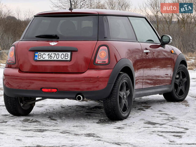 Червоний Міні Cooper, об'ємом двигуна 1.4 л та пробігом 195 тис. км за 5599 $, фото 11 на Automoto.ua