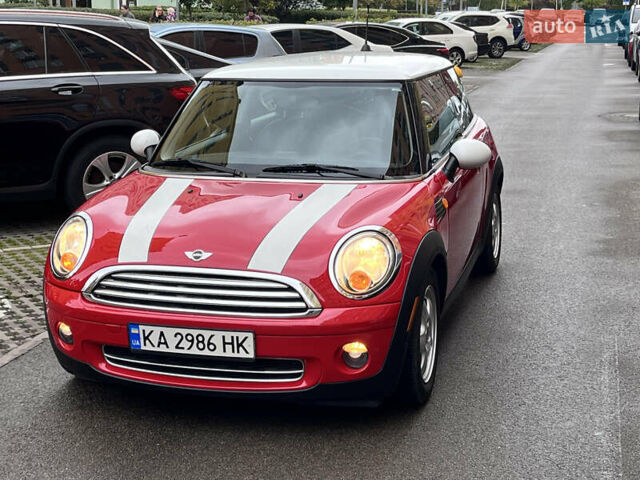 Червоний Міні Cooper, об'ємом двигуна 1.6 л та пробігом 213 тис. км за 6500 $, фото 12 на Automoto.ua