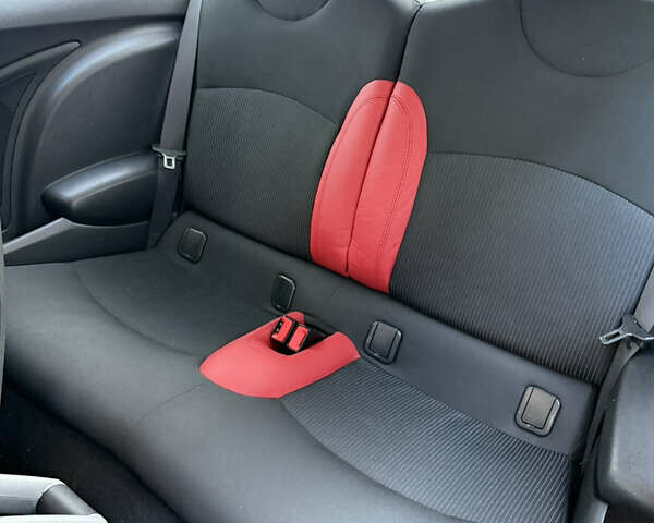 Червоний Міні Cooper, об'ємом двигуна 1.6 л та пробігом 77 тис. км за 8900 $, фото 17 на Automoto.ua