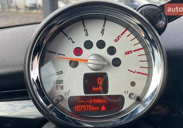 Мини Купер 2011 в Киеве на Automoto.ua Красный Мини Купер, объемом двигателя 1.6 л и пробегом 107 тыс. км за 7690 $, фото 13 на Automoto.ua