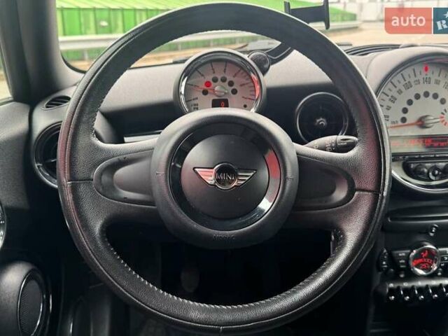 Червоний Міні Cooper, об'ємом двигуна 1.6 л та пробігом 107 тис. км за 7990 $, фото 13 на Automoto.ua