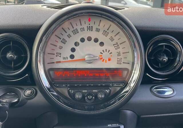 Червоний Міні Cooper, об'ємом двигуна 1.6 л та пробігом 107 тис. км за 6690 $, фото 14 на Automoto.ua