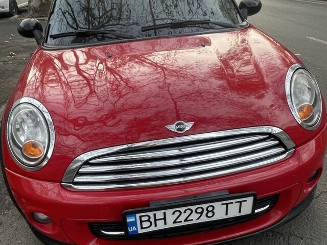 Красный Мини Купер, объемом двигателя 1.6 л и пробегом 124 тыс. км за 7500 $, фото 1 на Automoto.ua