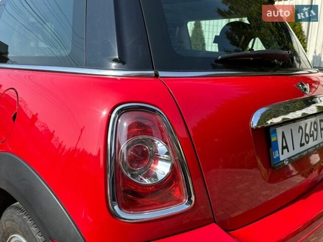 Червоний Міні Cooper, об'ємом двигуна 1.6 л та пробігом 110 тис. км за 9500 $, фото 20 на Automoto.ua