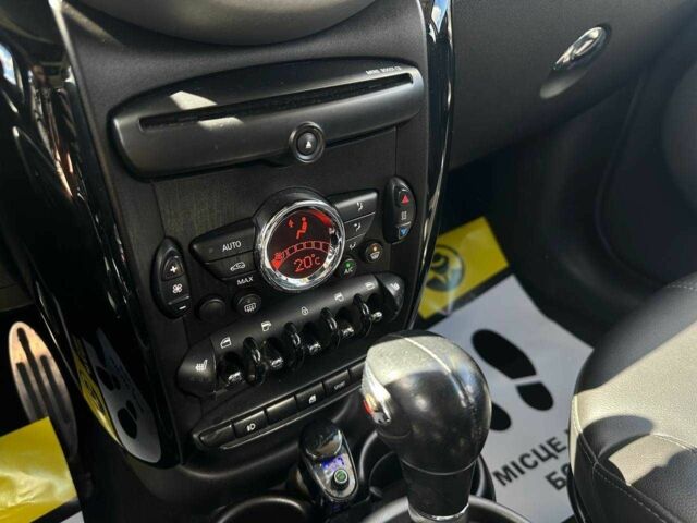 Красный Мини Купер, объемом двигателя 1.6 л и пробегом 87 тыс. км за 9900 $, фото 6 на Automoto.ua