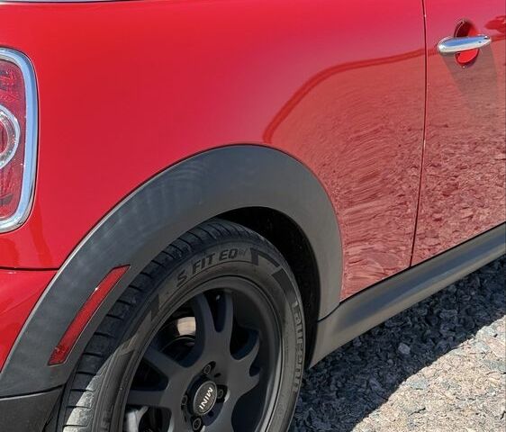 Червоний Міні Cooper, об'ємом двигуна 1.6 л та пробігом 189 тис. км за 9300 $, фото 16 на Automoto.ua