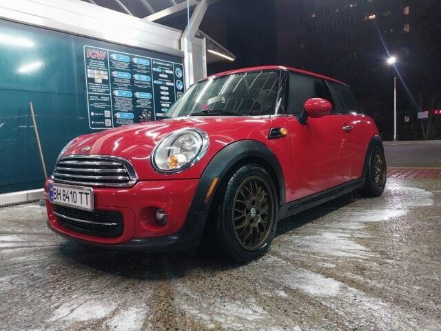 Червоний Міні Cooper, об'ємом двигуна 0 л та пробігом 140 тис. км за 6400 $, фото 3 на Automoto.ua