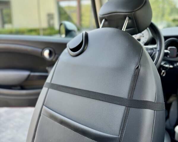 Червоний Міні Cooper, об'ємом двигуна 1.6 л та пробігом 138 тис. км за 8500 $, фото 32 на Automoto.ua