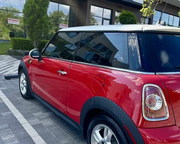 Червоний Міні Cooper, об'ємом двигуна 1.6 л та пробігом 138 тис. км за 8500 $, фото 1 на Automoto.ua
