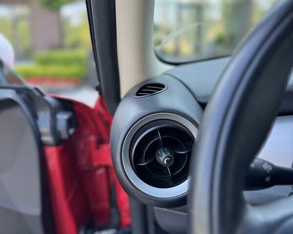 Червоний Міні Cooper, об'ємом двигуна 1.6 л та пробігом 138 тис. км за 8500 $, фото 17 на Automoto.ua