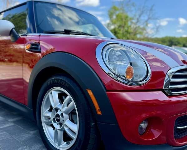 Червоний Міні Cooper, об'ємом двигуна 1.6 л та пробігом 138 тис. км за 8500 $, фото 9 на Automoto.ua