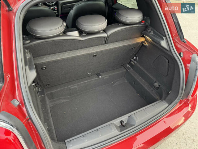 Червоний Міні Cooper, об'ємом двигуна 1.5 л та пробігом 115 тис. км за 11800 $, фото 35 на Automoto.ua