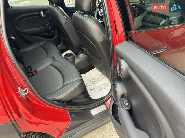 Червоний Міні Cooper, об'ємом двигуна 1.5 л та пробігом 115 тис. км за 11800 $, фото 36 на Automoto.ua