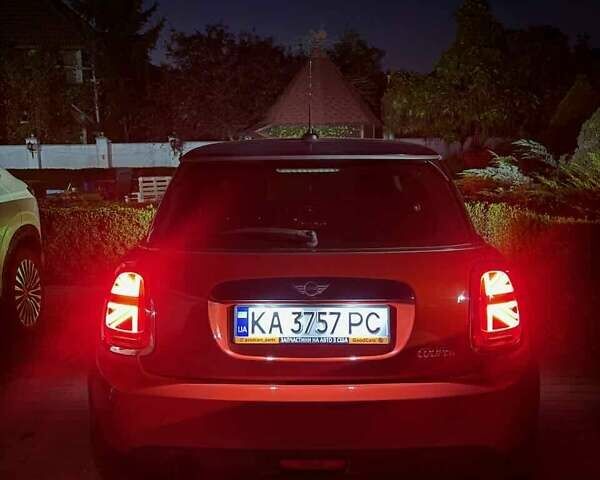 Червоний Міні Cooper, об'ємом двигуна 1.5 л та пробігом 149 тис. км за 11900 $, фото 18 на Automoto.ua
