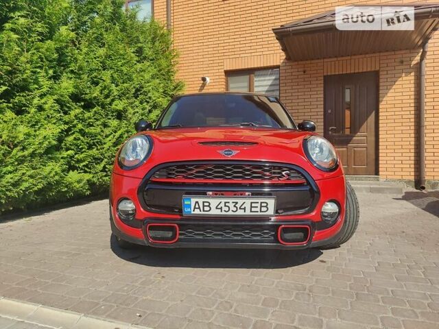 Червоний Міні Cooper, об'ємом двигуна 1.5 л та пробігом 90 тис. км за 13700 $, фото 11 на Automoto.ua