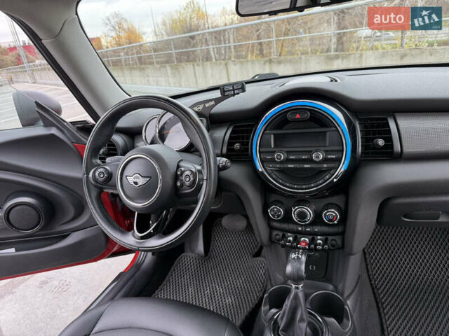 Червоний Міні Cooper, об'ємом двигуна 1.5 л та пробігом 168 тис. км за 9500 $, фото 15 на Automoto.ua