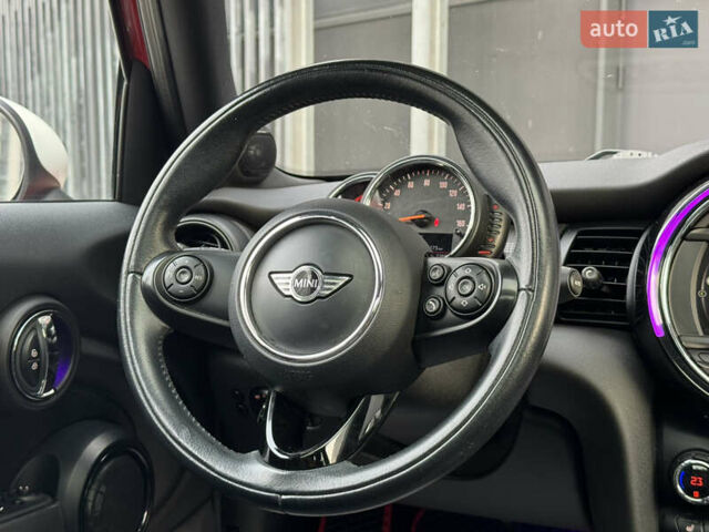 Червоний Міні Cooper, об'ємом двигуна 1.5 л та пробігом 115 тис. км за 11800 $, фото 42 на Automoto.ua
