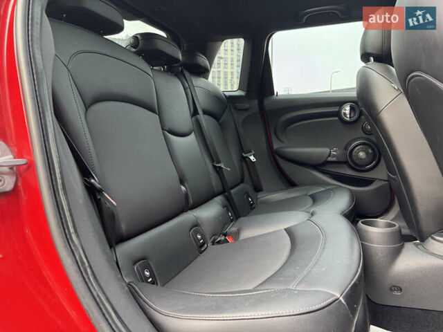 Червоний Міні Cooper, об'ємом двигуна 1.5 л та пробігом 115 тис. км за 11800 $, фото 38 на Automoto.ua