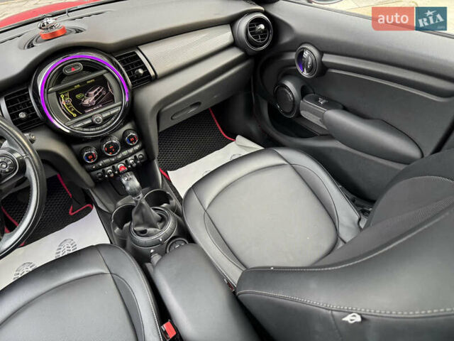 Червоний Міні Cooper, об'ємом двигуна 1.5 л та пробігом 115 тис. км за 11800 $, фото 41 на Automoto.ua