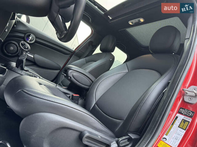 Червоний Міні Cooper, об'ємом двигуна 1.5 л та пробігом 115 тис. км за 11800 $, фото 28 на Automoto.ua