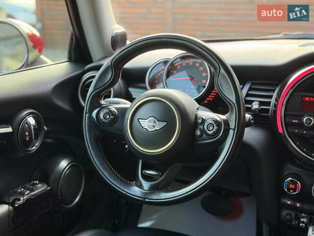 Червоний Міні Cooper, об'ємом двигуна 2 л та пробігом 202 тис. км за 12000 $, фото 23 на Automoto.ua