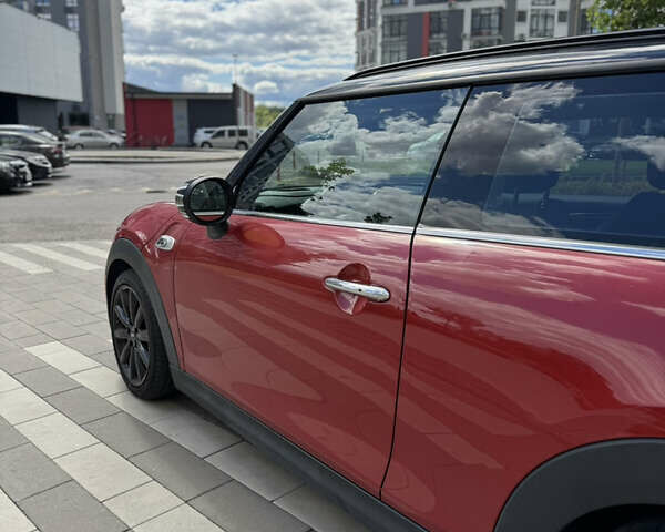 Червоний Міні Cooper, об'ємом двигуна 2 л та пробігом 98 тис. км за 16999 $, фото 5 на Automoto.ua