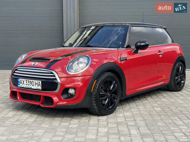 Червоний Міні Cooper, об'ємом двигуна 2 л та пробігом 98 тис. км за 13500 $, фото 3 на Automoto.ua