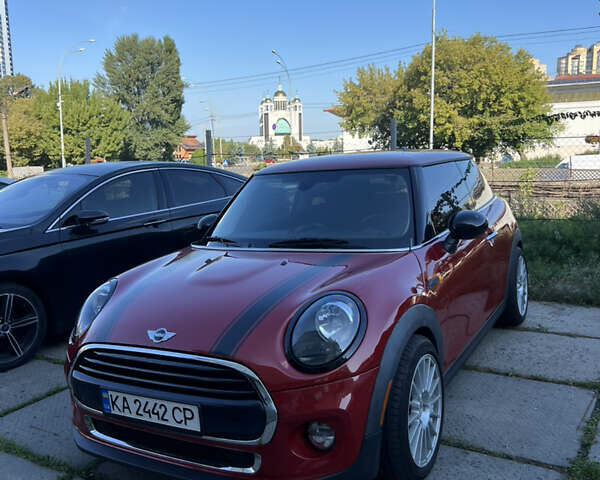 Красный Мини Купер, объемом двигателя 1.5 л и пробегом 83 тыс. км за 15300 $, фото 1 на Automoto.ua