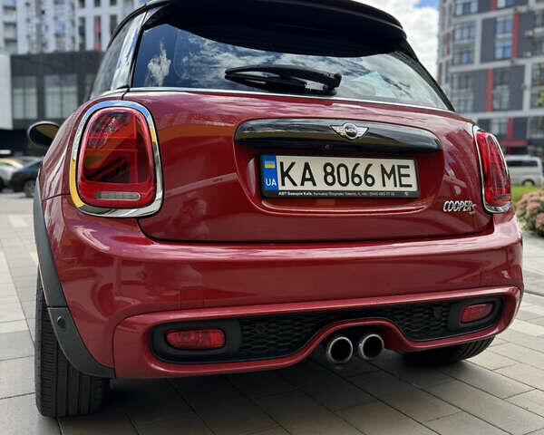 Червоний Міні Cooper, об'ємом двигуна 2 л та пробігом 98 тис. км за 16999 $, фото 7 на Automoto.ua