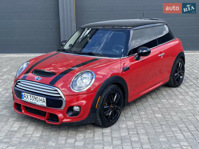 Червоний Міні Cooper, об'ємом двигуна 2 л та пробігом 98 тис. км за 13500 $, фото 1 на Automoto.ua