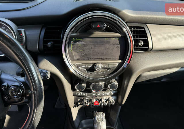 Красный Мини Купер, объемом двигателя 1.5 л и пробегом 131 тыс. км за 14300 $, фото 34 на Automoto.ua