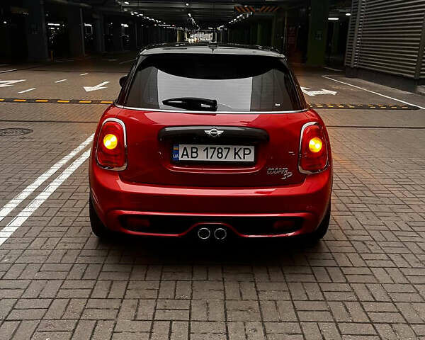 Червоний Міні Cooper, об'ємом двигуна 2 л та пробігом 165 тис. км за 19000 $, фото 7 на Automoto.ua
