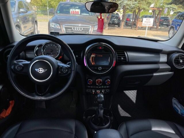 Червоний Міні Cooper, об'ємом двигуна 1.5 л та пробігом 124 тис. км за 11900 $, фото 9 на Automoto.ua