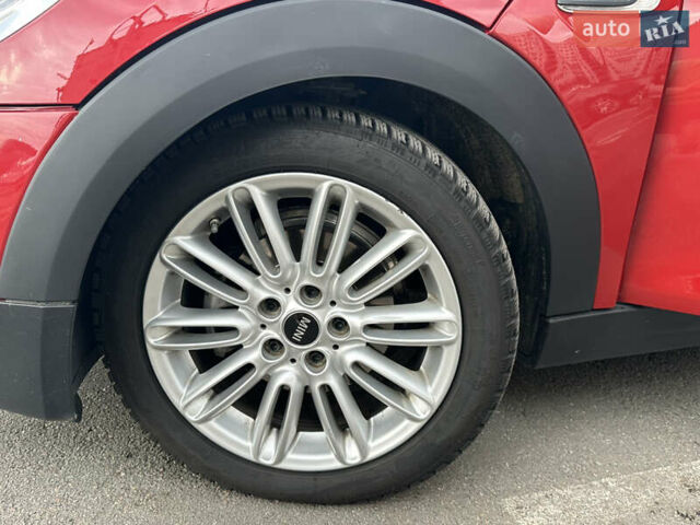 Червоний Міні Cooper, об'ємом двигуна 1.5 л та пробігом 57 тис. км за 16500 $, фото 14 на Automoto.ua