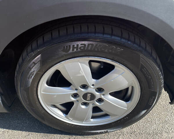 Червоний Міні Cooper, об'ємом двигуна 1.5 л та пробігом 108 тис. км за 16999 $, фото 12 на Automoto.ua