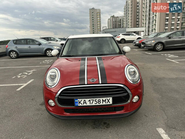 Червоний Міні Cooper, об'ємом двигуна 1.5 л та пробігом 57 тис. км за 16500 $, фото 3 на Automoto.ua