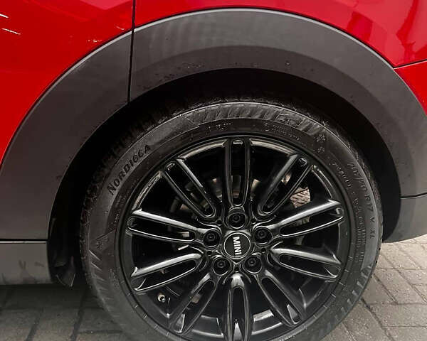 Червоний Міні Cooper, об'ємом двигуна 2 л та пробігом 165 тис. км за 19000 $, фото 43 на Automoto.ua