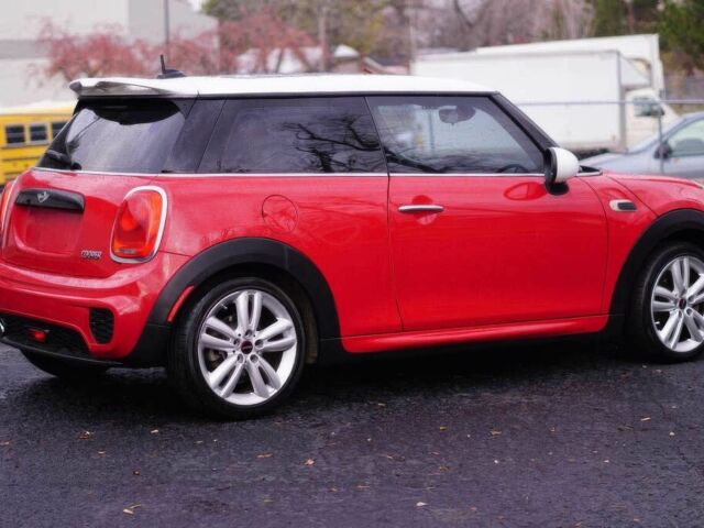 Червоний Міні Cooper, об'ємом двигуна 2 л та пробігом 71 тис. км за 6700 $, фото 4 на Automoto.ua