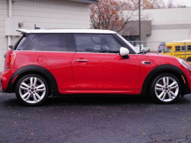 Червоний Міні Cooper, об'ємом двигуна 2 л та пробігом 71 тис. км за 6700 $, фото 3 на Automoto.ua