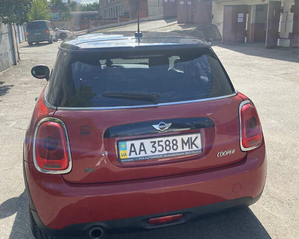 Червоний Міні Cooper, об'ємом двигуна 1.5 л та пробігом 108 тис. км за 16999 $, фото 1 на Automoto.ua