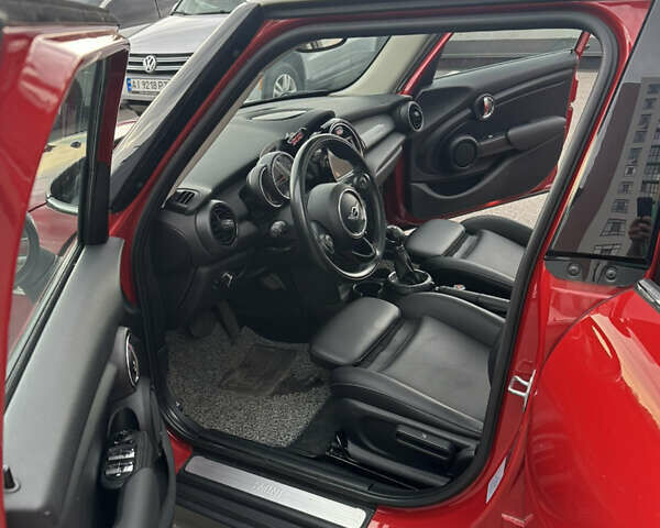 Червоний Міні Cooper, об'ємом двигуна 1.5 л та пробігом 57 тис. км за 16500 $, фото 8 на Automoto.ua