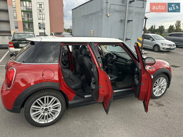 Червоний Міні Cooper, об'ємом двигуна 1.5 л та пробігом 57 тис. км за 16500 $, фото 6 на Automoto.ua