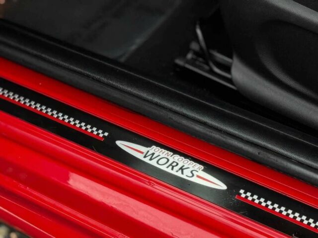 Червоний Міні Cooper, об'ємом двигуна 2 л та пробігом 71 тис. км за 6700 $, фото 10 на Automoto.ua