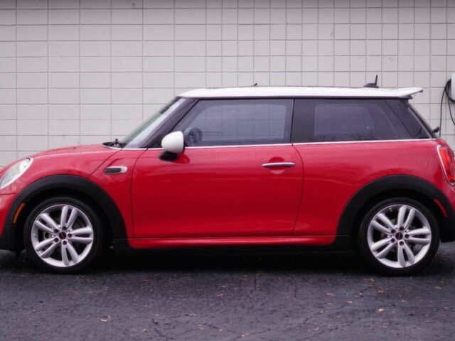 Червоний Міні Cooper, об'ємом двигуна 2 л та пробігом 71 тис. км за 6700 $, фото 6 на Automoto.ua