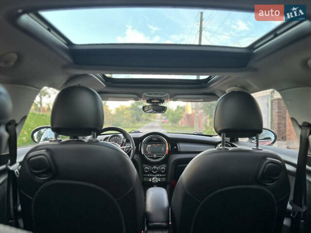 Червоний Міні Cooper, об'ємом двигуна 1.5 л та пробігом 68 тис. км за 13900 $, фото 80 на Automoto.ua